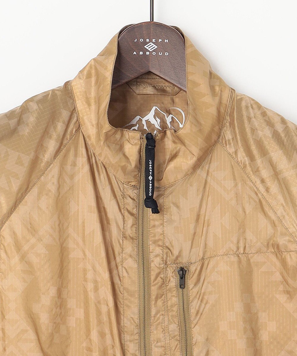 JOSEPH ABBOUD MOUNTAIN 【UNISEX】ポケッタブル ネイティブモチーベスト 