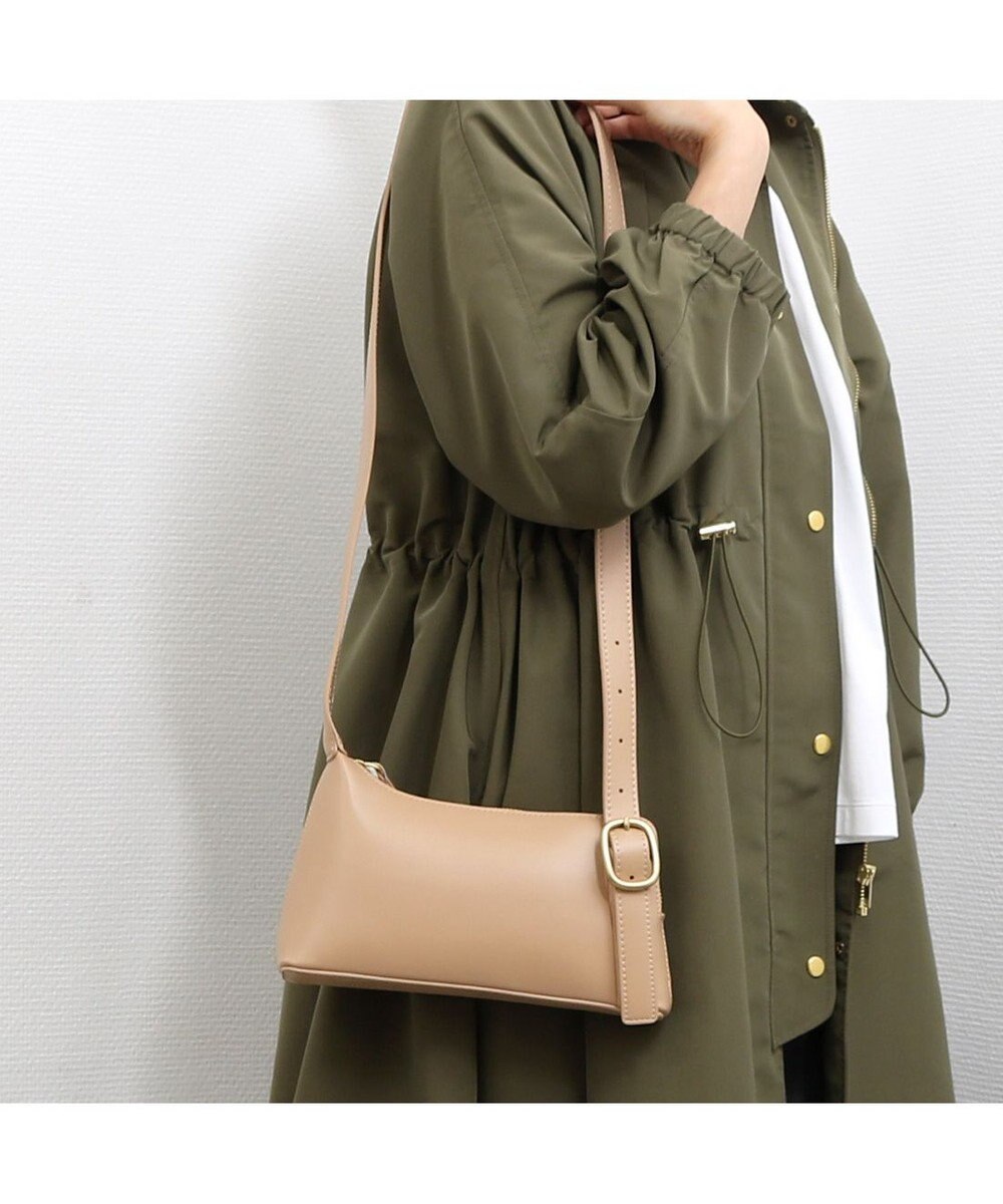 UNBILLION カシュカシュ cachecache / アシンメトリーバックルショルダー 