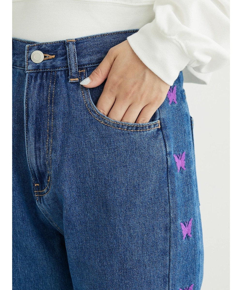 Green Parks ・Ｄｏｕｂｌｅ　Ｆｌａｇｓ　チョウチョ刺繍フレアデニム 