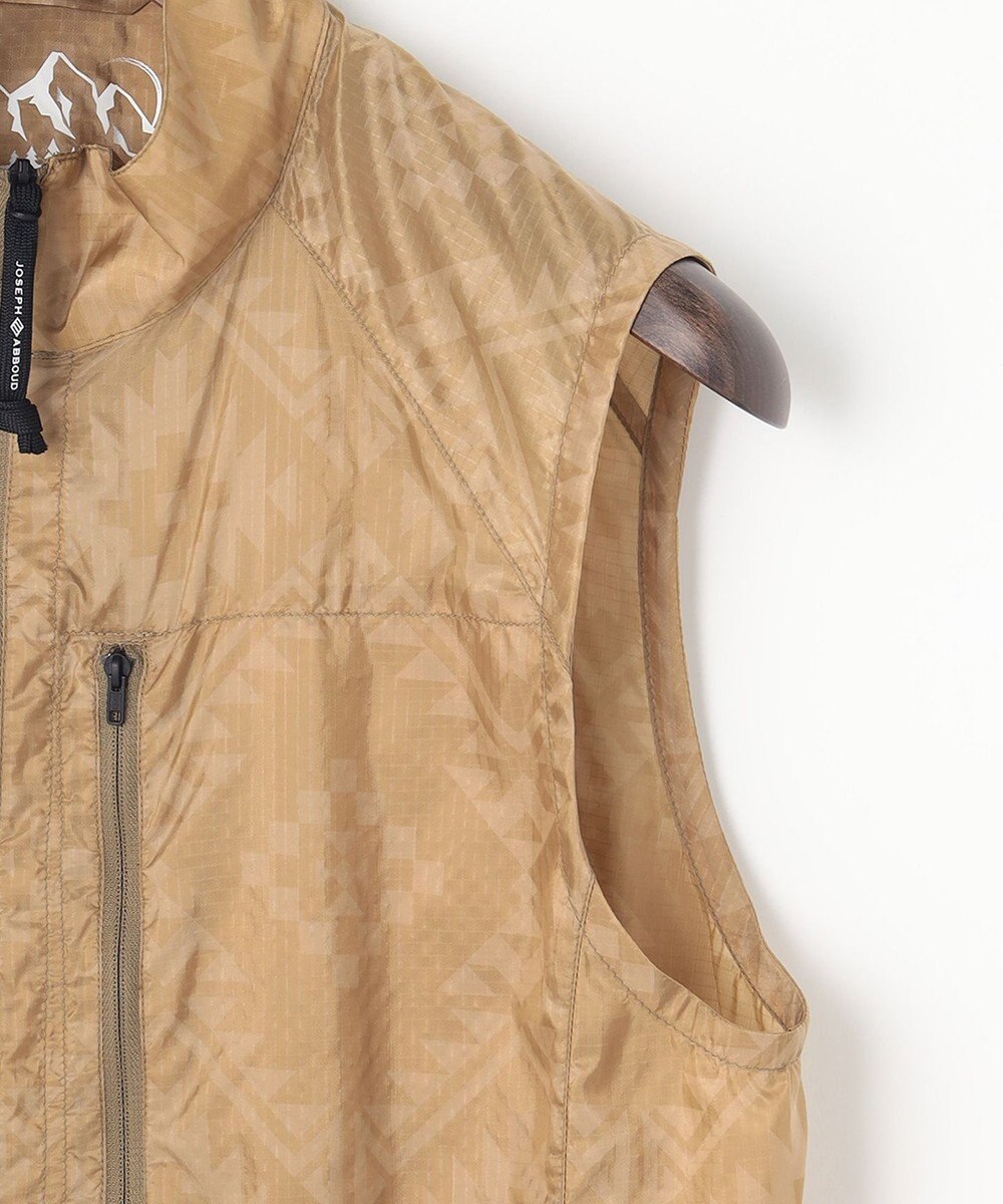 JOSEPH ABBOUD MOUNTAIN 【UNISEX】ポケッタブル ネイティブモチーベスト 