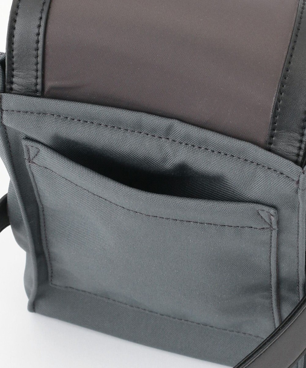 Y'SACCS ベルトスクエアミニマムショルダーバッグ 