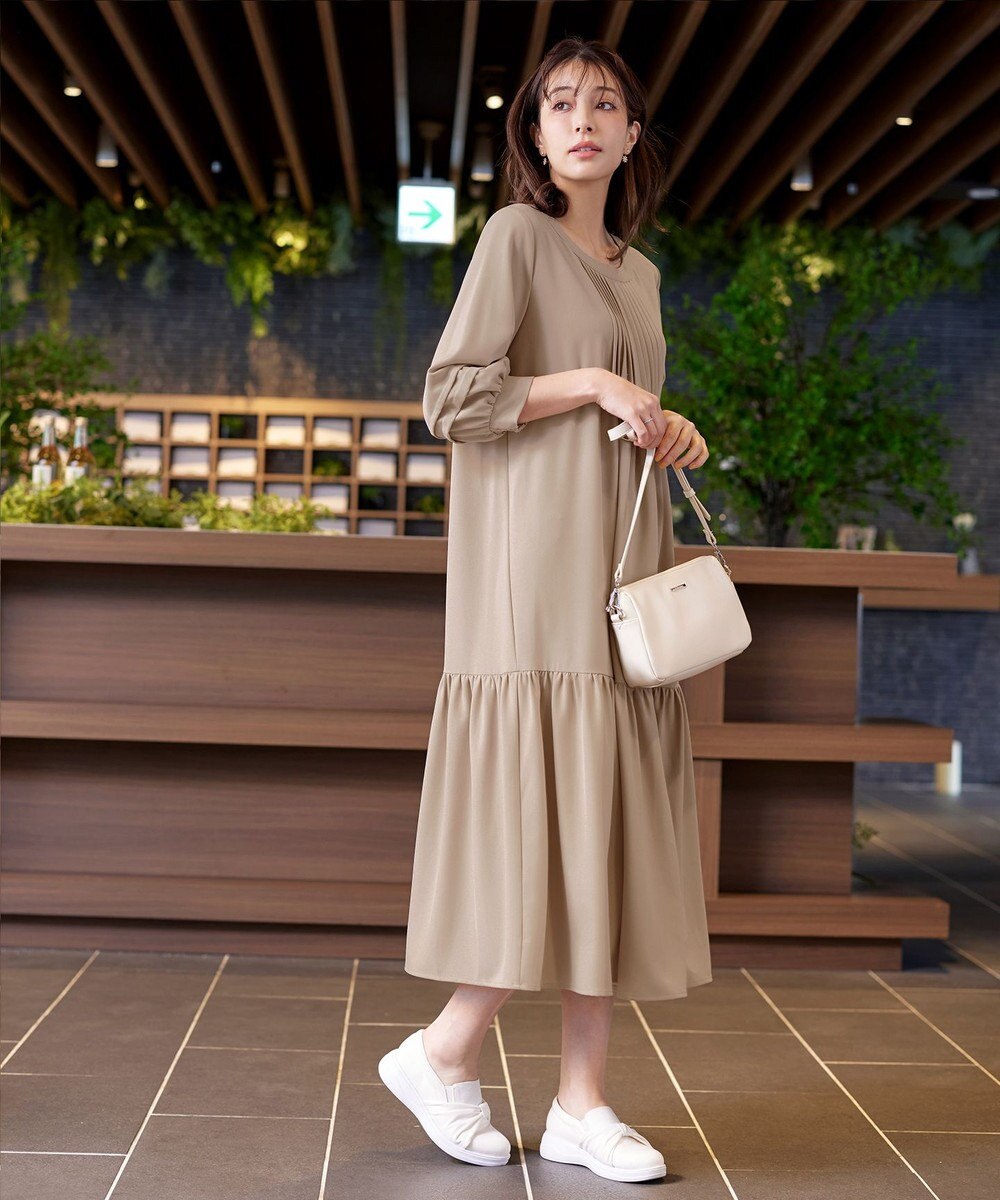 Tiaclasse L 【洗える】パフ袖ピンタックロングワンピース 