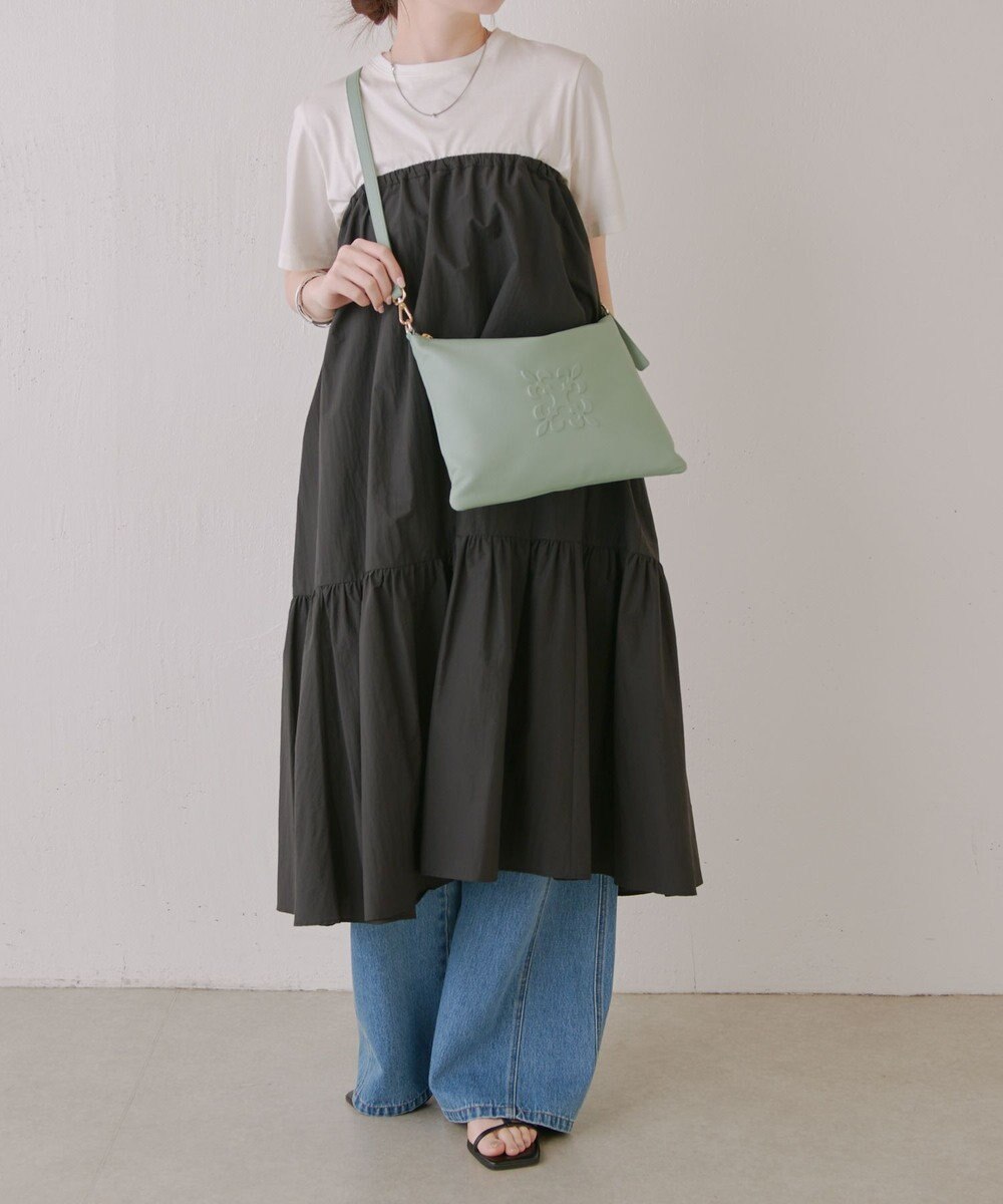 russet エンボスモノグラムショルダーバッグ(CE-1547) 