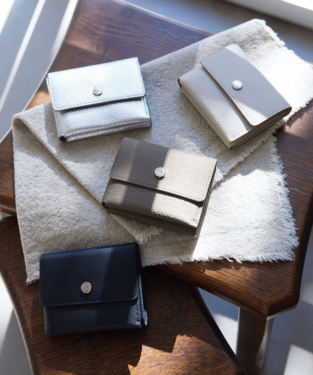 TOPKAPI 【Breath TOPKAPI】ELAN エラン シュリンクレザー 折り財布 /8ポケット/軽量 