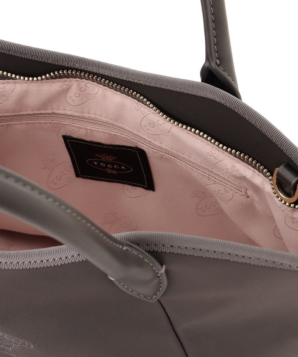 TOCCA TOUCH OF CRESTA NYLON TOTE ナイロントートバッグ【星風まどかさん着用】 