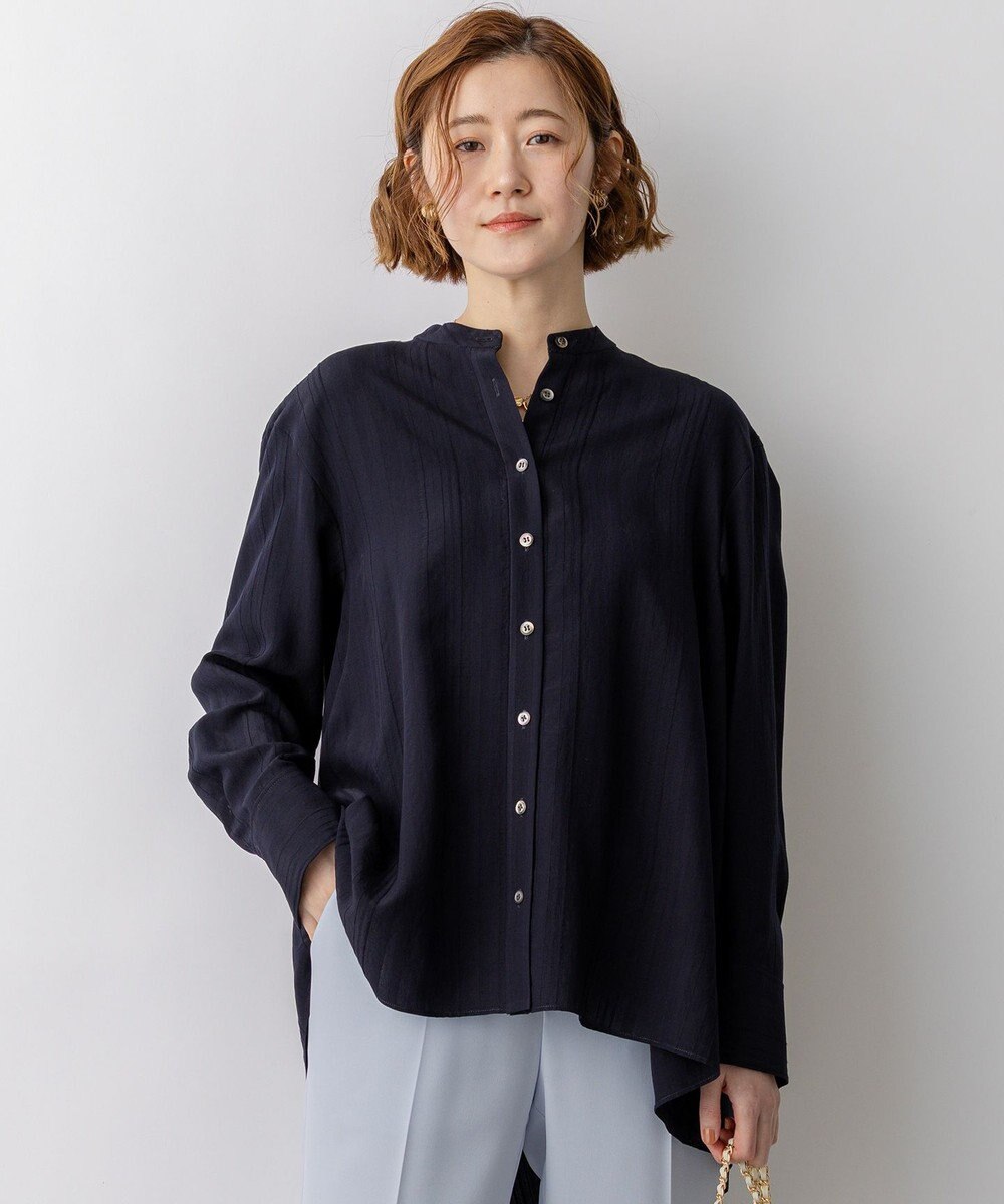 23区 【先行予約】ドビーストライプ バックタック フレアブラウス 