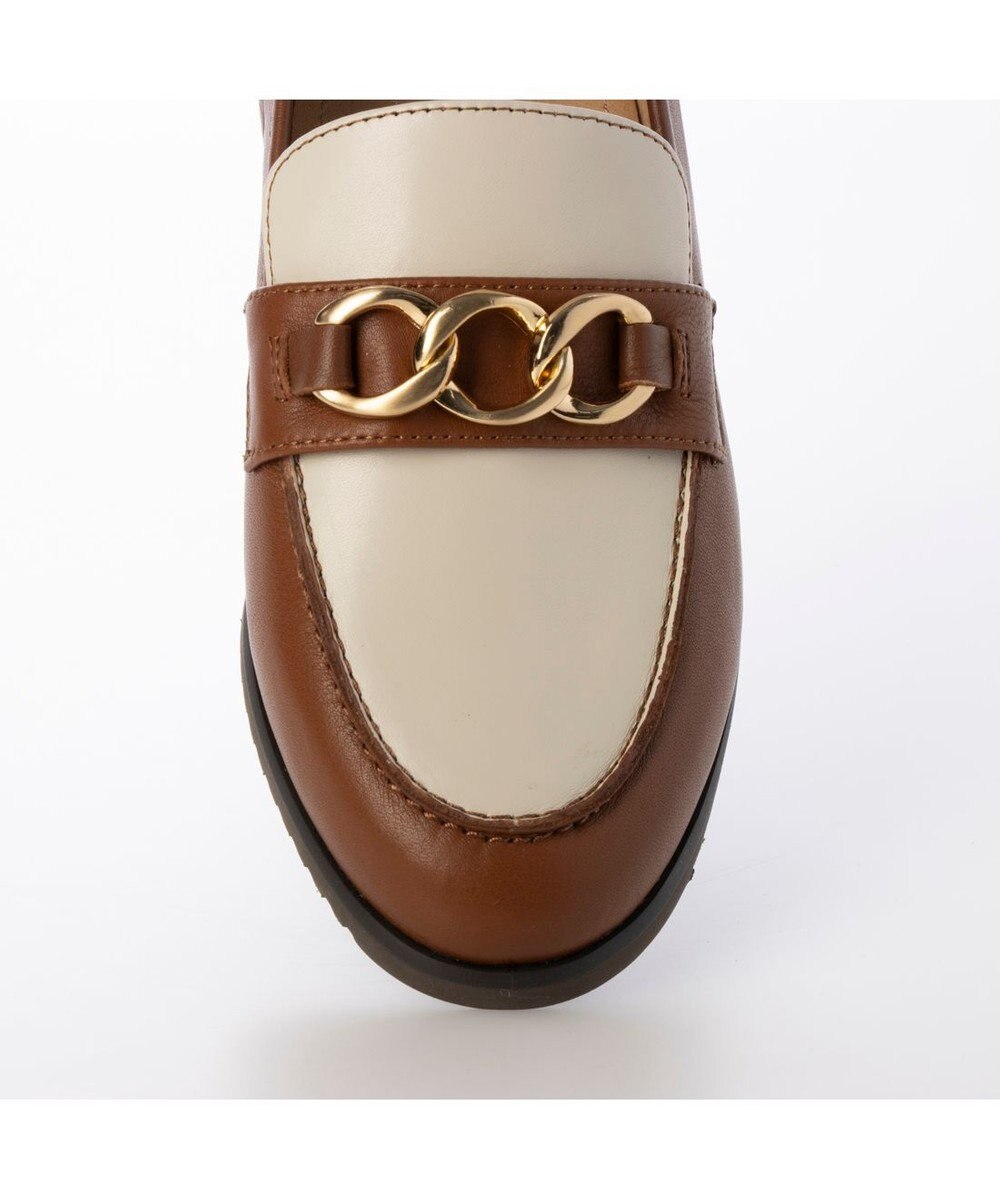 ing <ing>チェーンモチーフローファー 