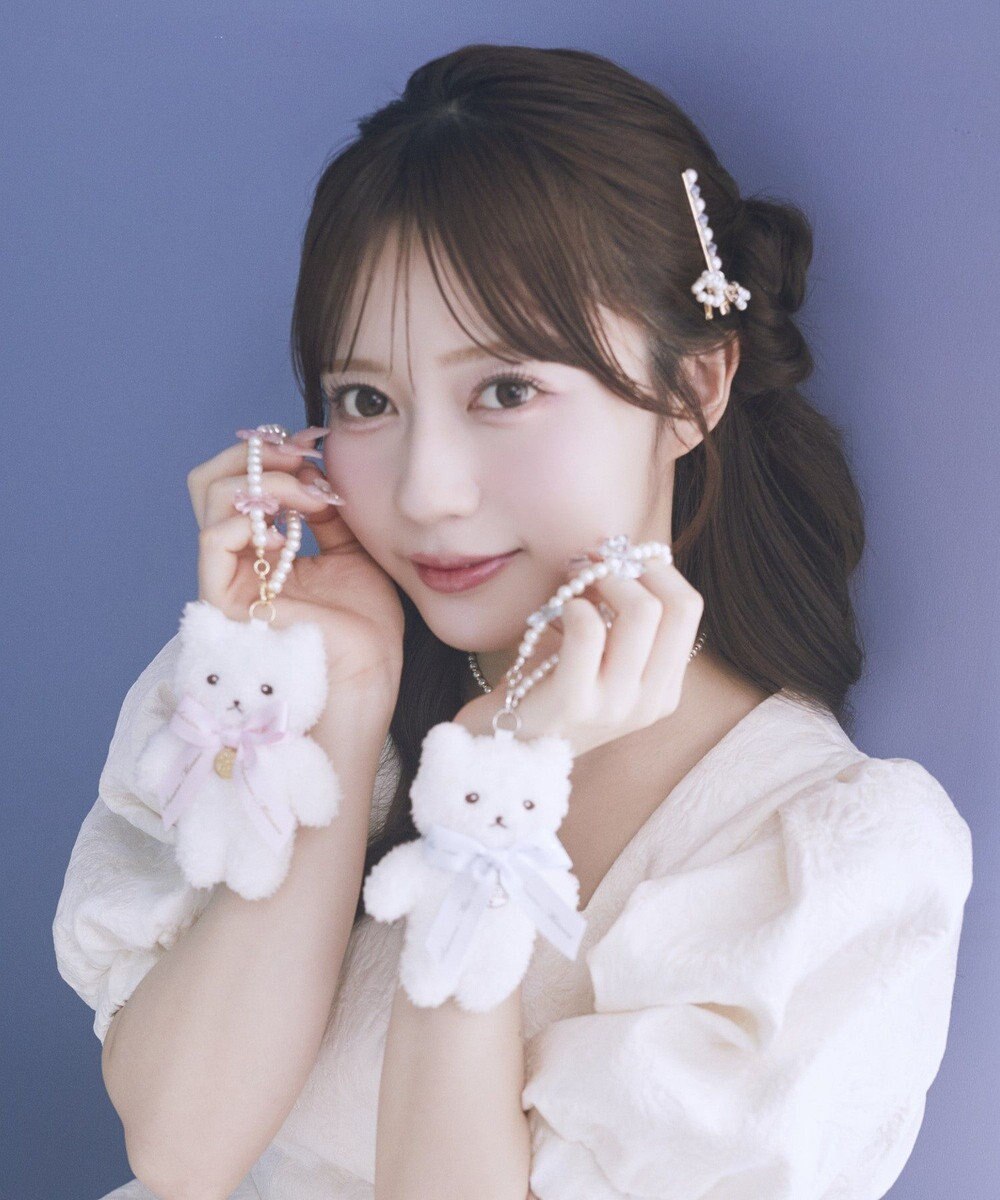 Maison de FLEUR パールリボンキャットチャーム 