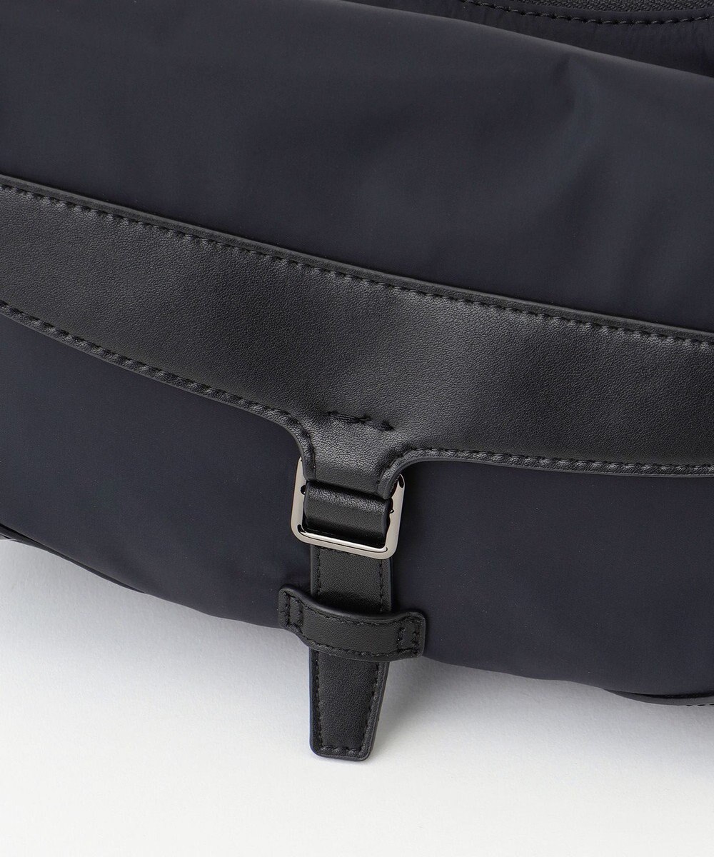 Y'SACCS ミリタリーフラップミニショルダー 