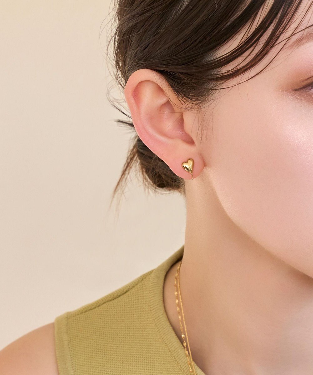 Phoebe 【痛くないシリーズ/金属アレルギー対応】ニュアンスハートライトフィットイヤリング　ゴールド 