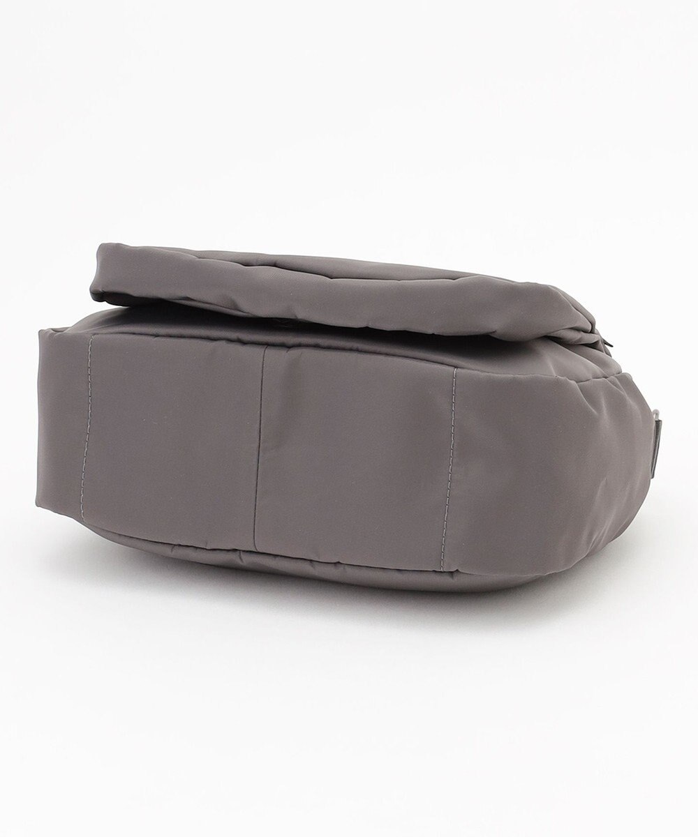 Y'SACCS 【Y’SACCS vous et】フロントファスナーショルダー 