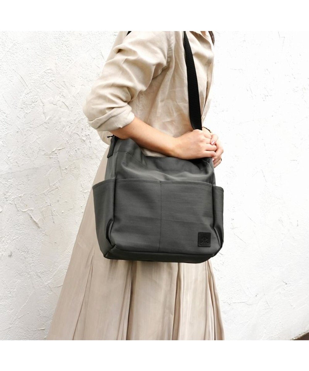 Regalo Felice 【撥水 / ポケットが7ヶ所も付いてる】ショルダー / REGALO 