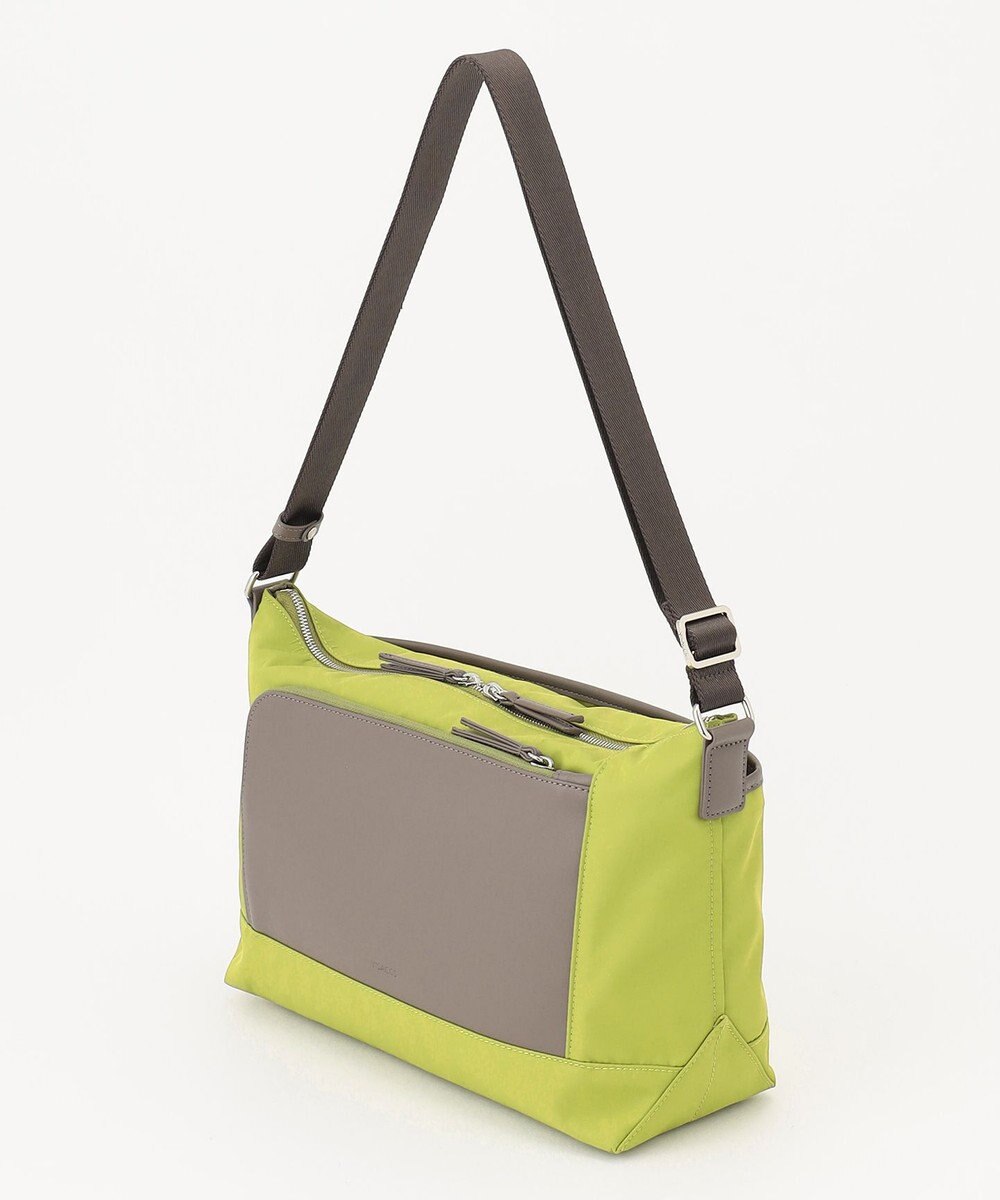 Y'SACCS ナイロン×リサイクルレザー　コンビマルチショルダー 