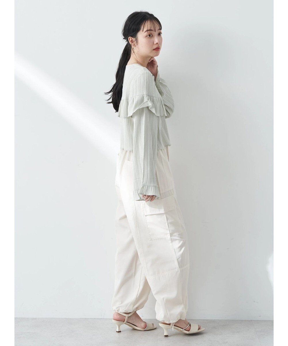 earth music&ecology フリル切替えショートブラウス 