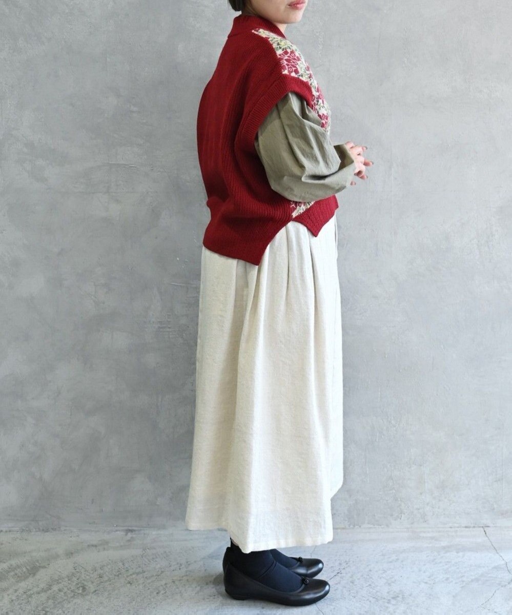 muuc 〈うっとり柔らか上質な極細繊維〉〈前身頃は希少なモヘアとシルク×後ろ身頃はウール100%〉フラワージャカード ベスト 