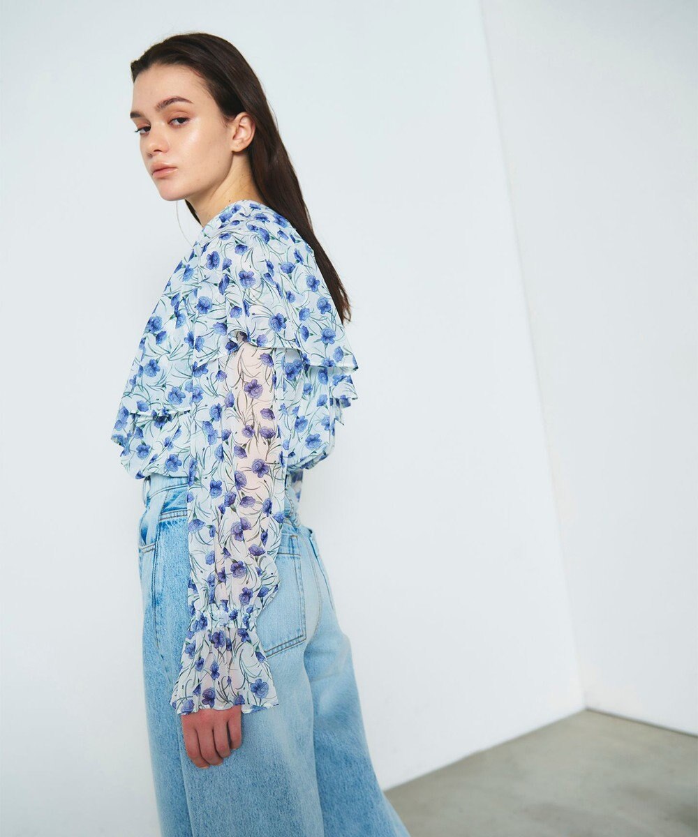 GRACE CONTINENTAL スモールフラワーケープトップ 