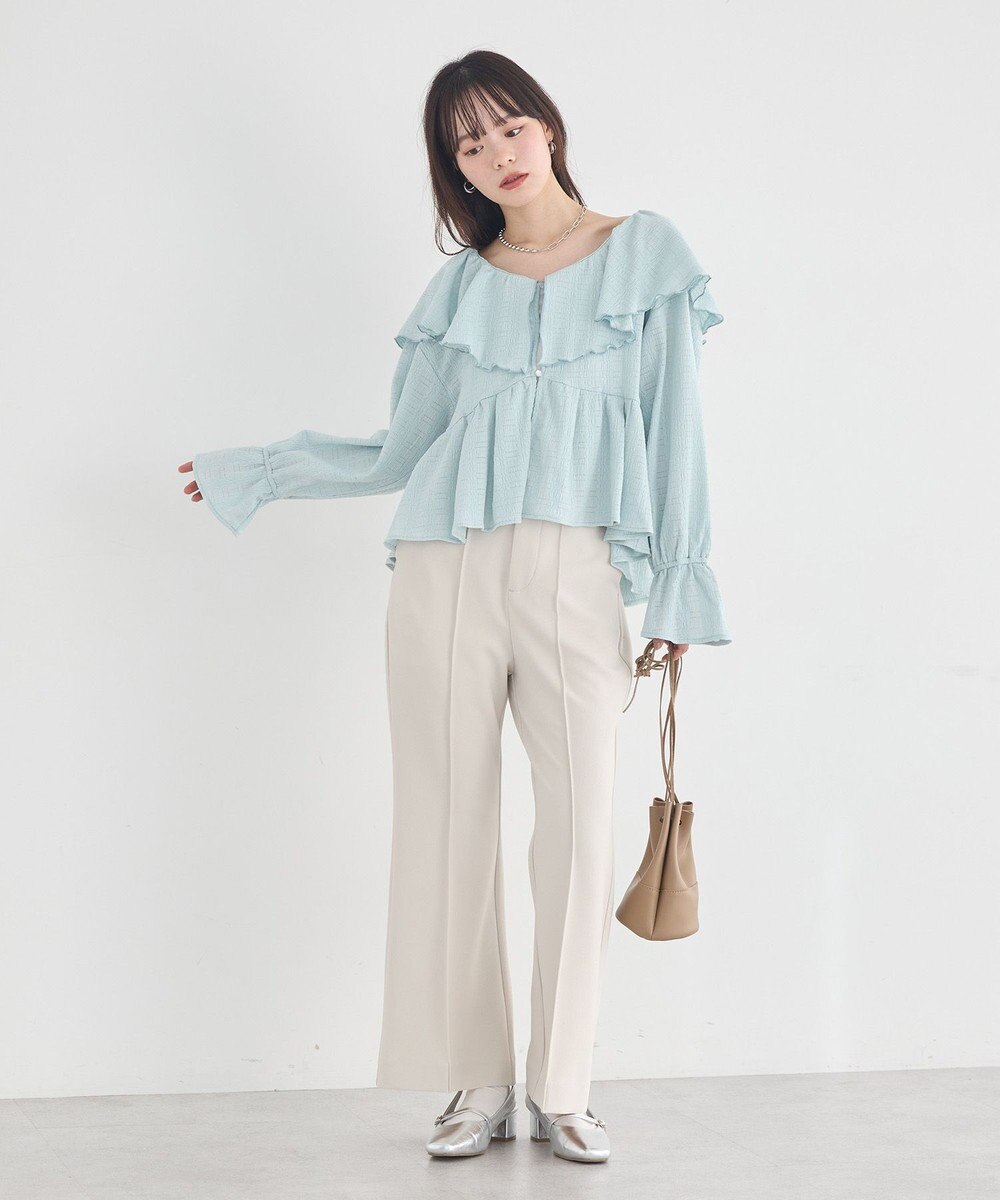 earth music&ecology 【予約】ラッフルカラーカットブラウス 