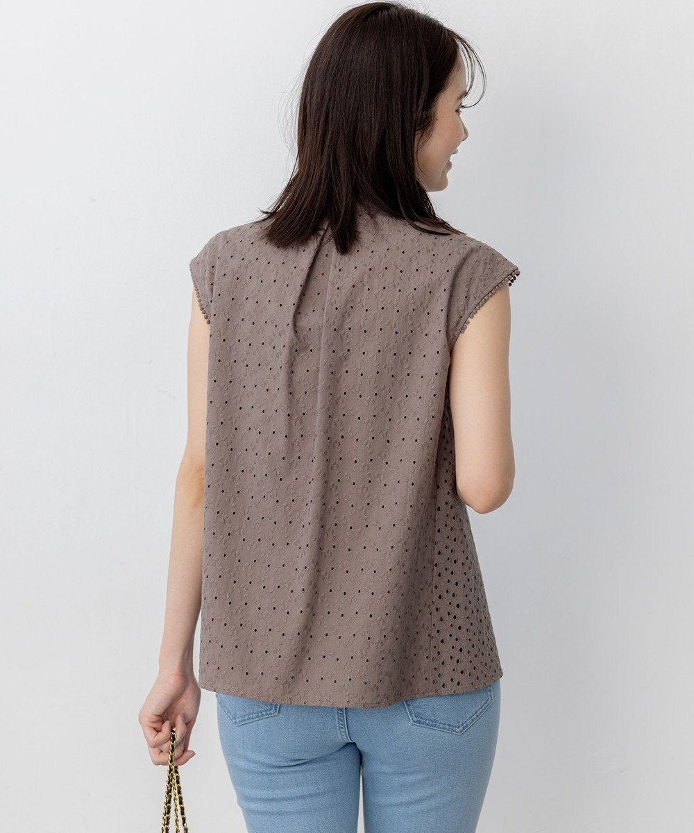 組曲 L エンブロイダリーレースノースリーブ ブラウス 