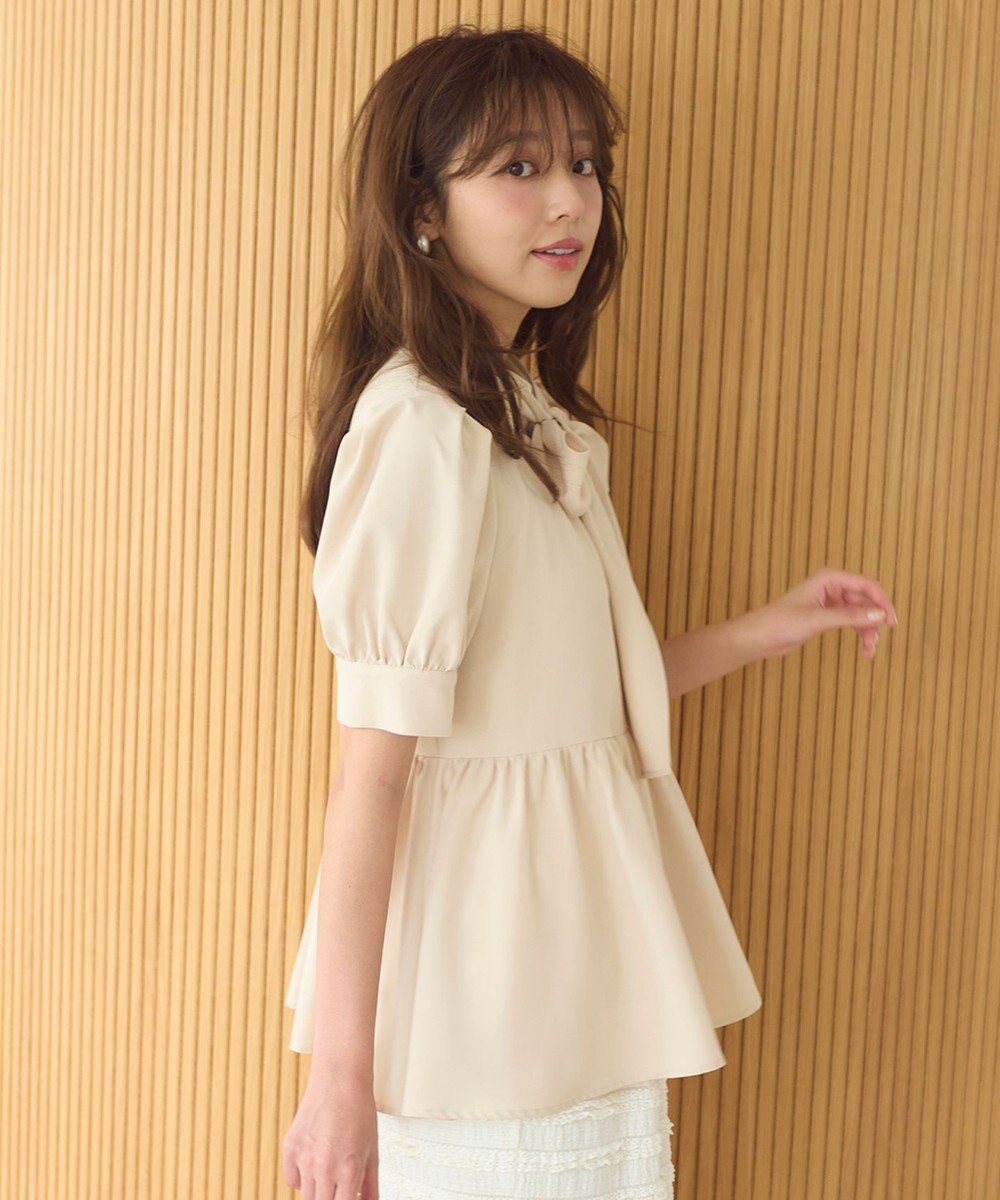 Feroux 【洗える】ペプラム ボウタイブラウス 