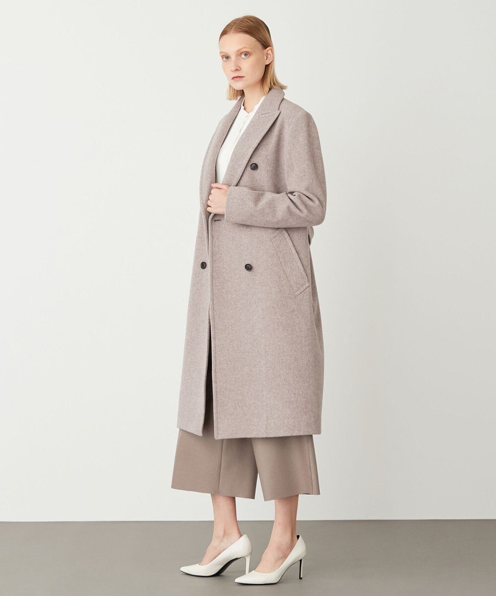 BEIGE， LAIRES / チェスターコート 