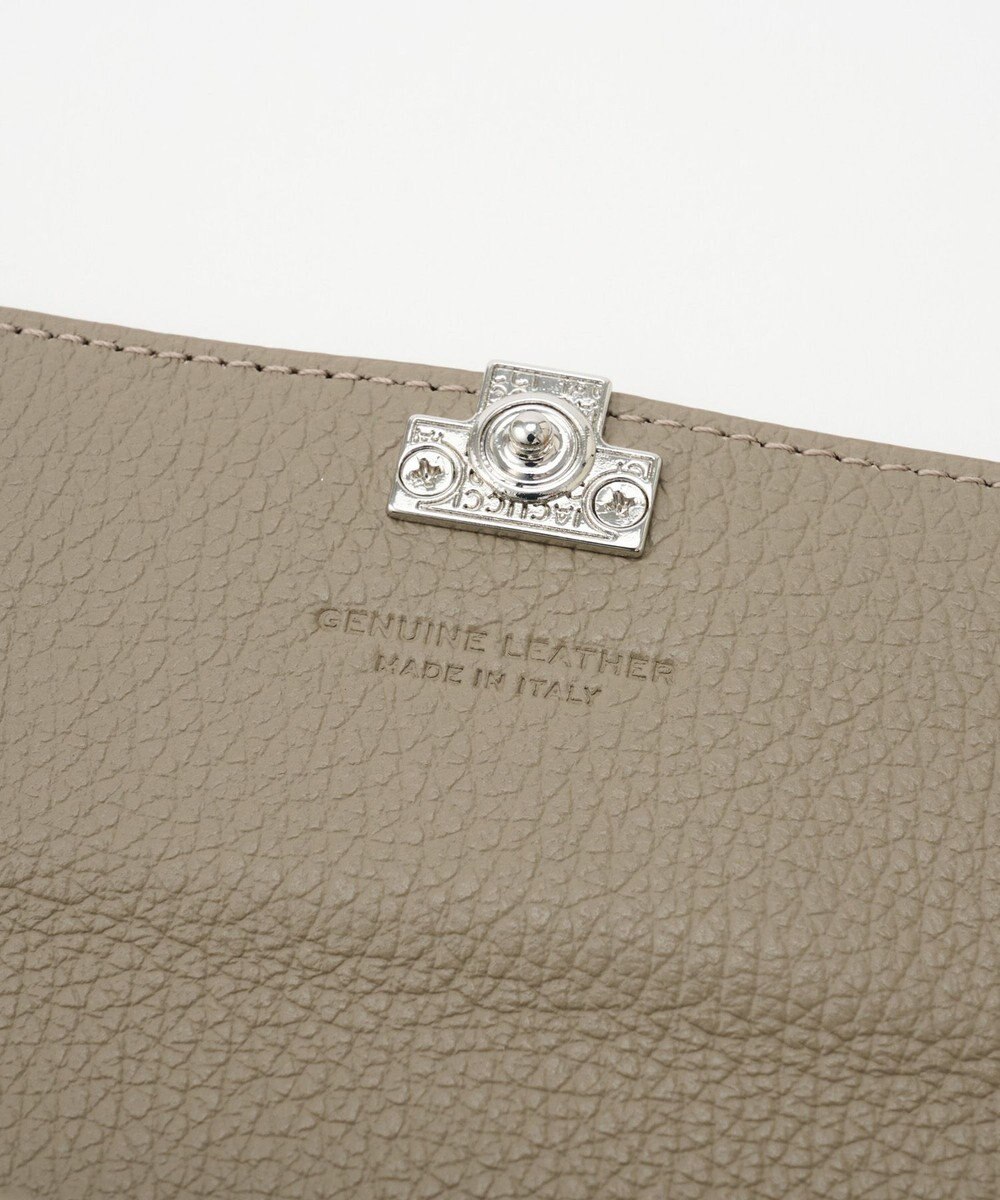 IACUCCI アバ ウォレット CERVO 