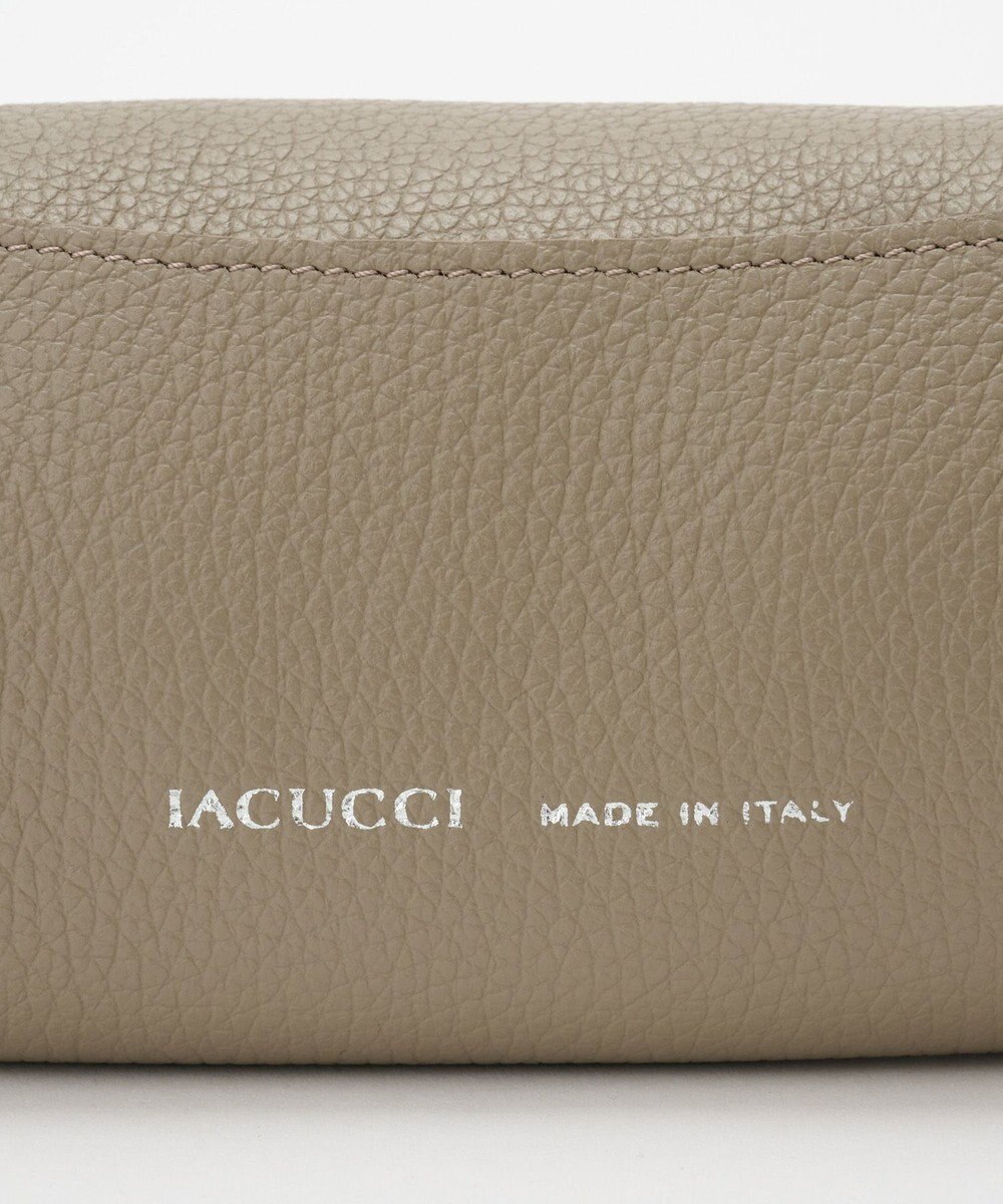 IACUCCI アバ ウォレット CERVO 