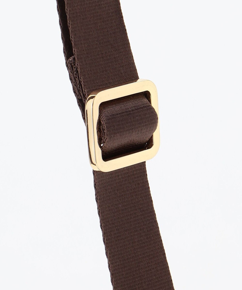 LA BAGAGERIE 【LA BAGAGERIE×HELLO KITTY】リボンチャーム付き　スクエアポシェット 