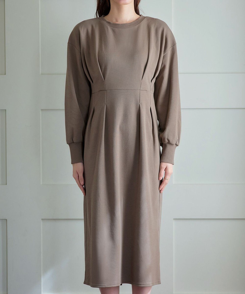 Tiaclasse L 【吸水発熱 / 静電気防止】ポンチタックワンピース 