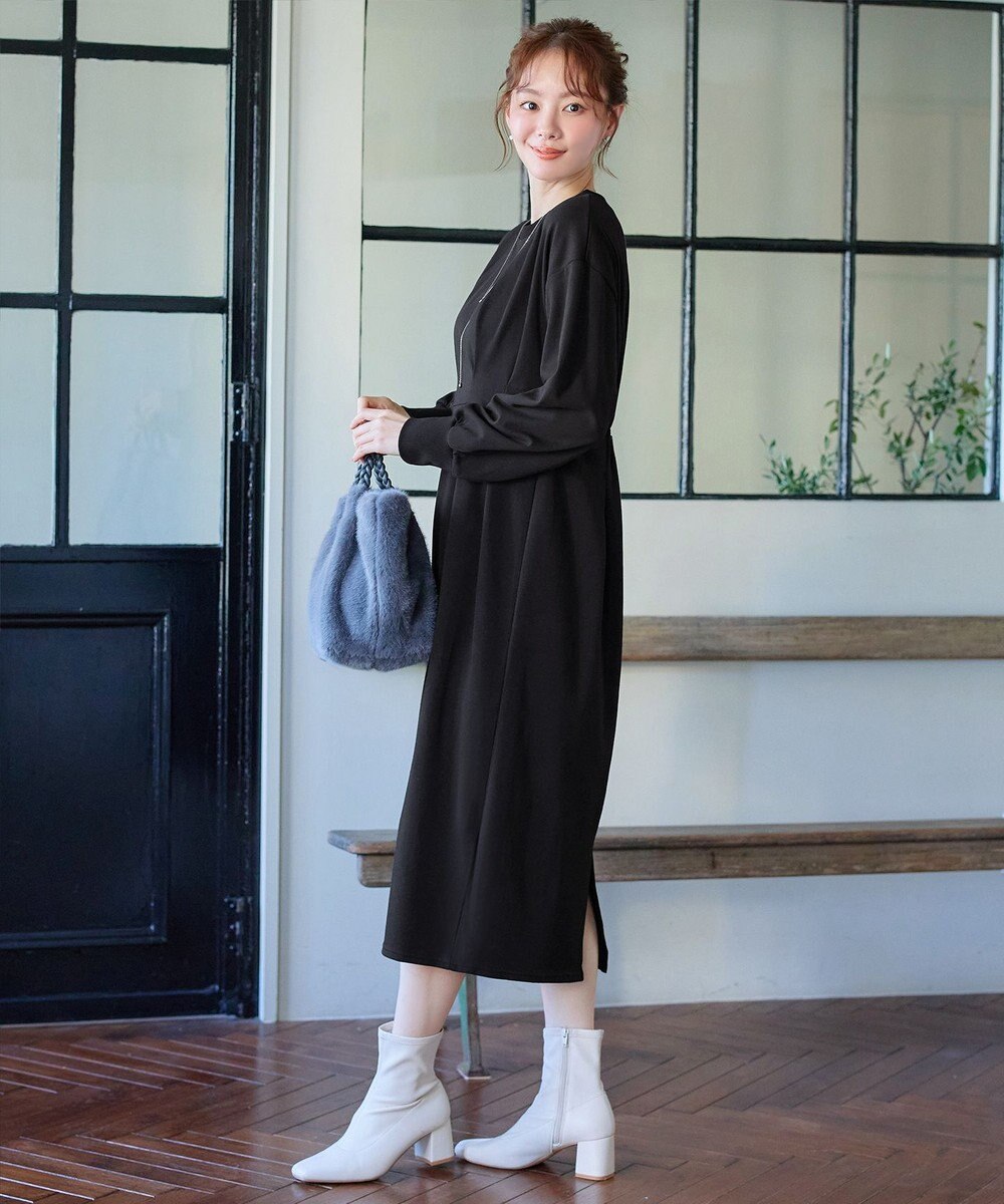 Tiaclasse L 【吸水発熱 / 静電気防止】ポンチタックワンピース 