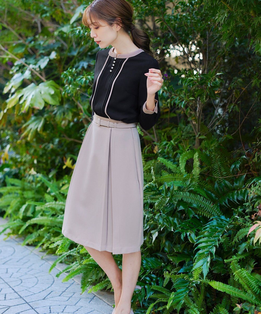 Tiaclasse 【ダブルストレッチ・洗える】ベルト付きタックスカート 