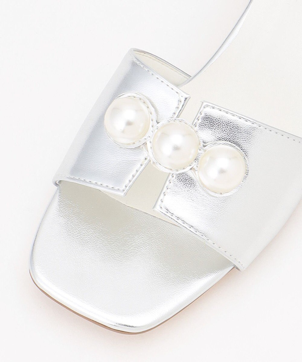 Feroux パールポイント サンダル 