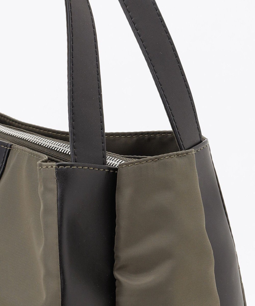 Y'SACCS スクエアすっきりトート Mサイズ 