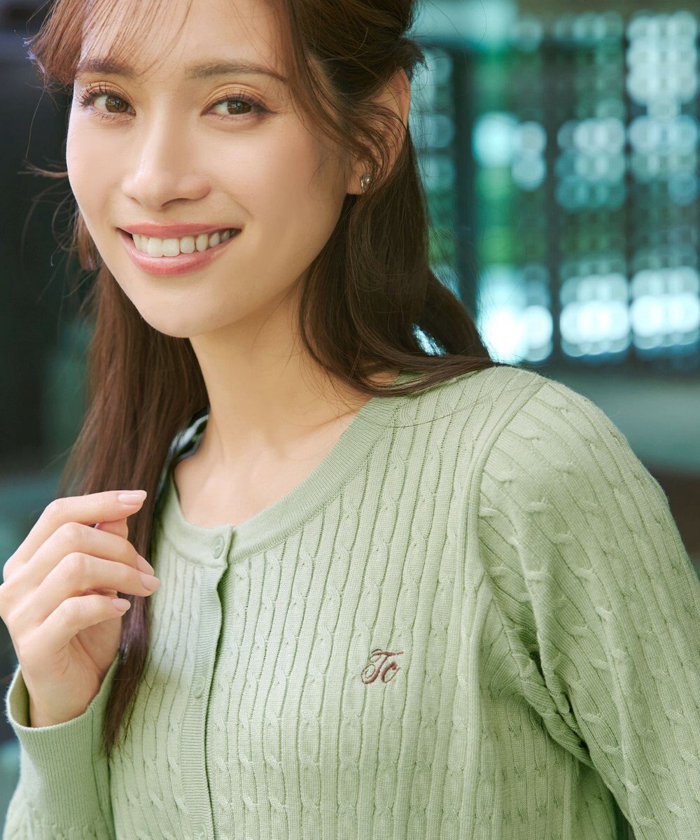 Tiaclasse ワンポイント刺繍ケーブルカーディガン 