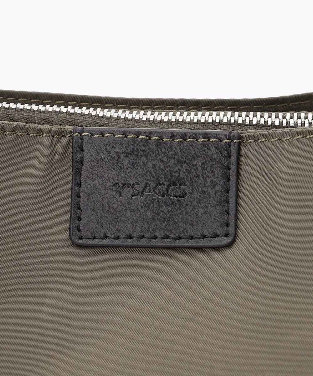 Y'SACCS スクエアすっきりトート Mサイズ 