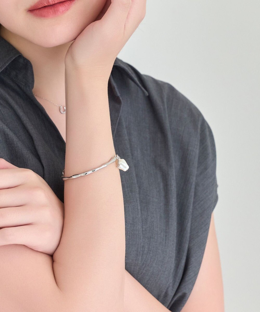 Phoebe フロウラインメタルブレスレット　シルバー 