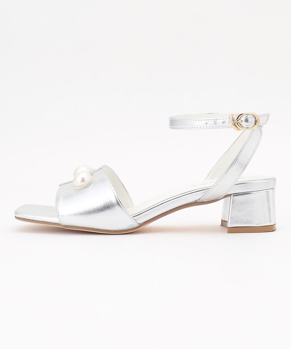 Feroux パールポイント サンダル 