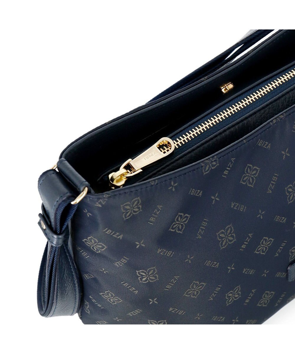 IBIZA ロゴナイロン　ショルダーバッグ 