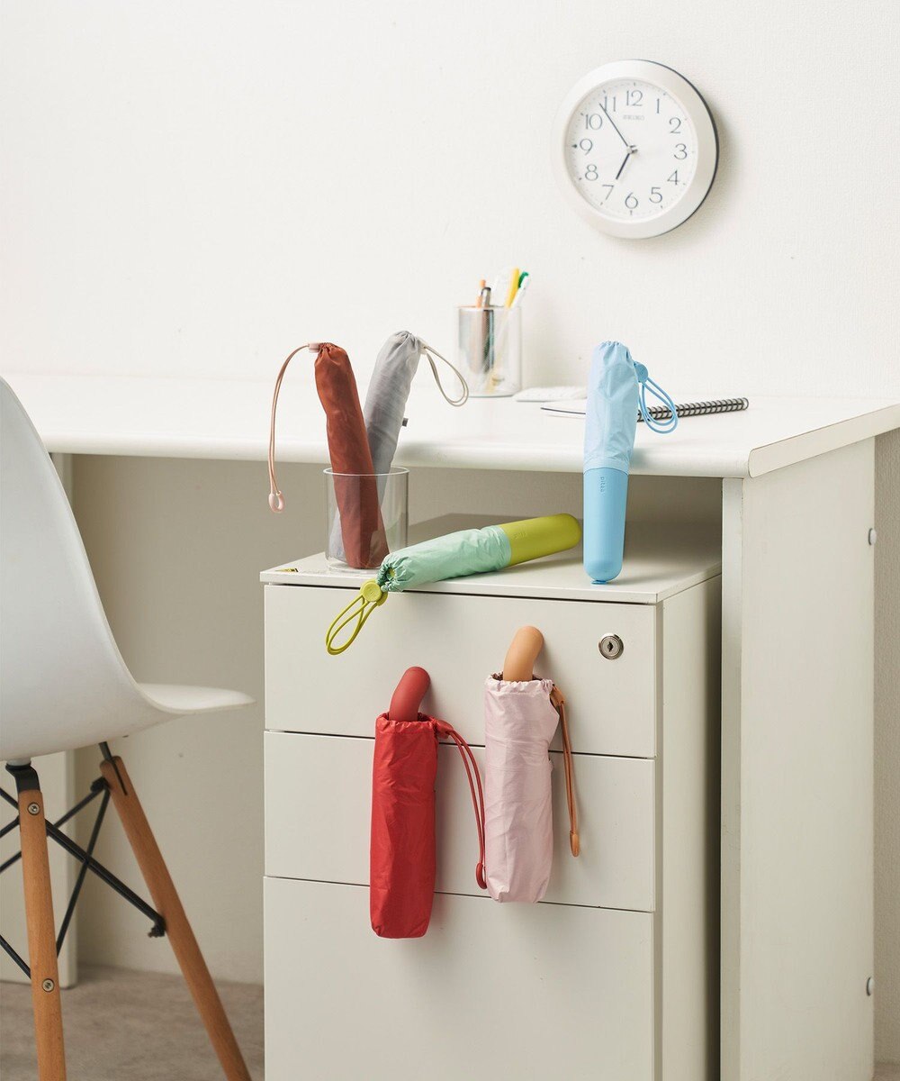 MOONBAT 【Pitaa】マグネット 無地 晴雨兼用日傘 折りたたみ傘 遮光率100%/UVカット率100%/UPF50+/遮熱効果/撥水加工/55cm 