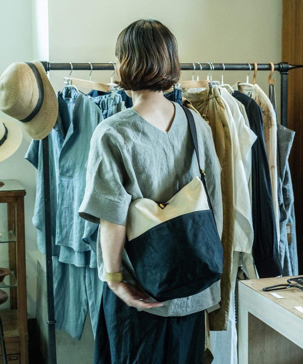 NIZYU KANO TWO-TONEショルダーバッグ Sサイズ 