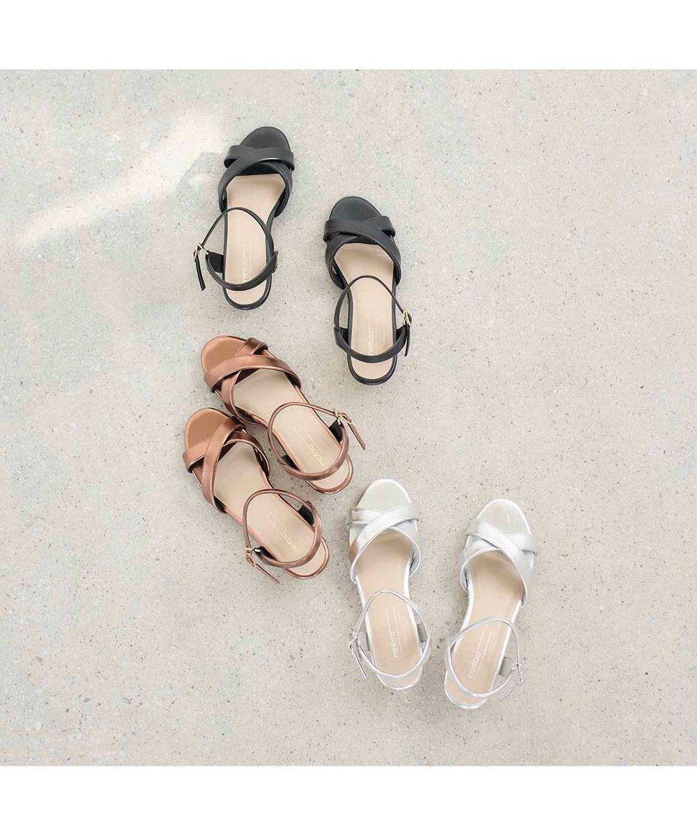 MODE ET JACOMO <noyau>ヒールクロスベルトサンダル 