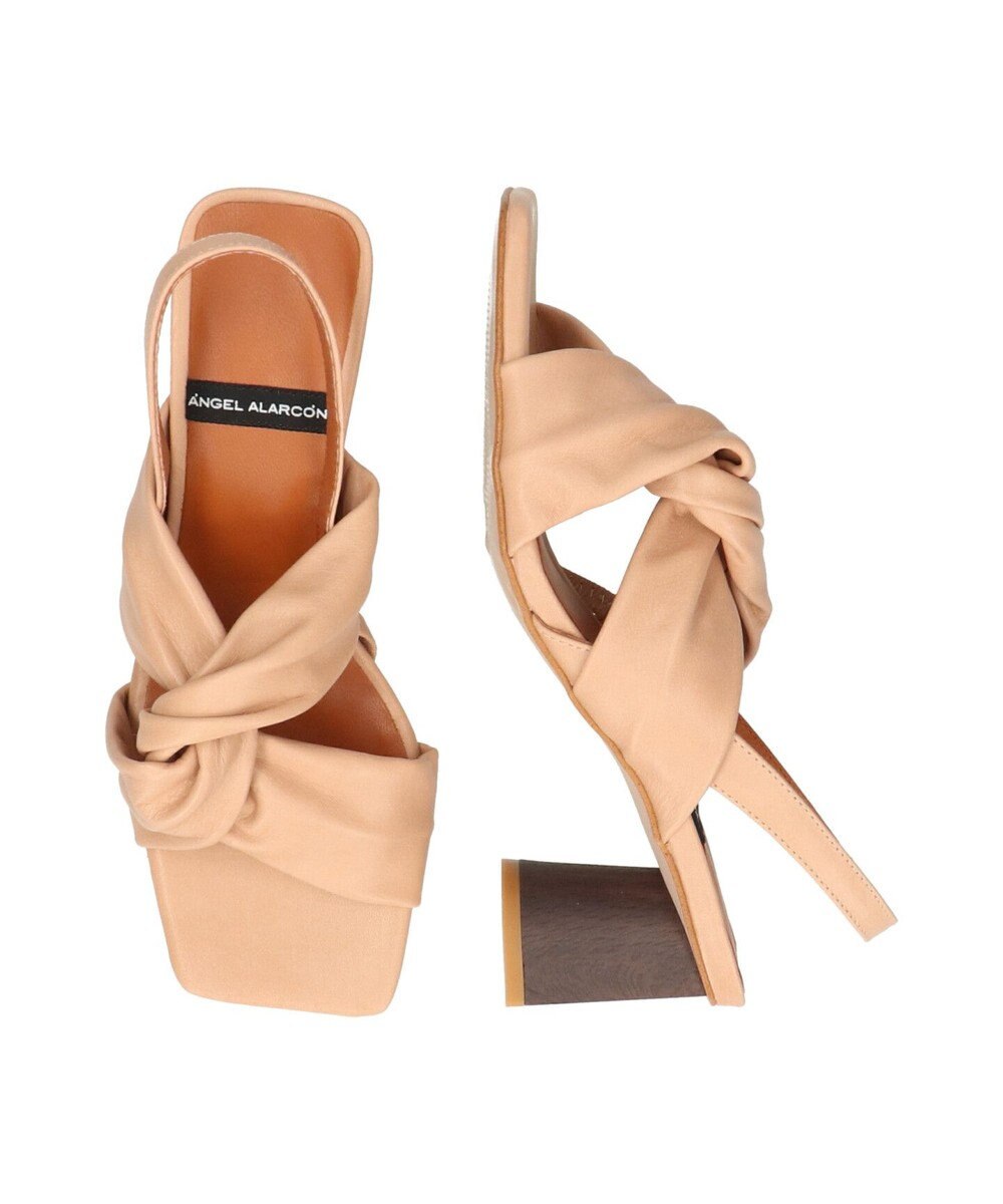 INTER-CHAUSSURES 【ANGEL ALARCON】スクエアトウクロスベルトサンダル 