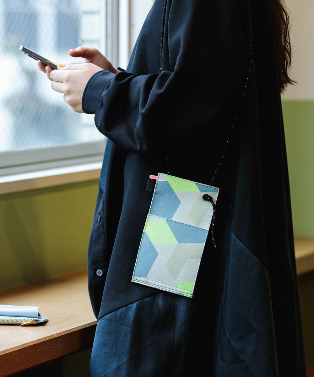 POLS FLATスマホショルダー 