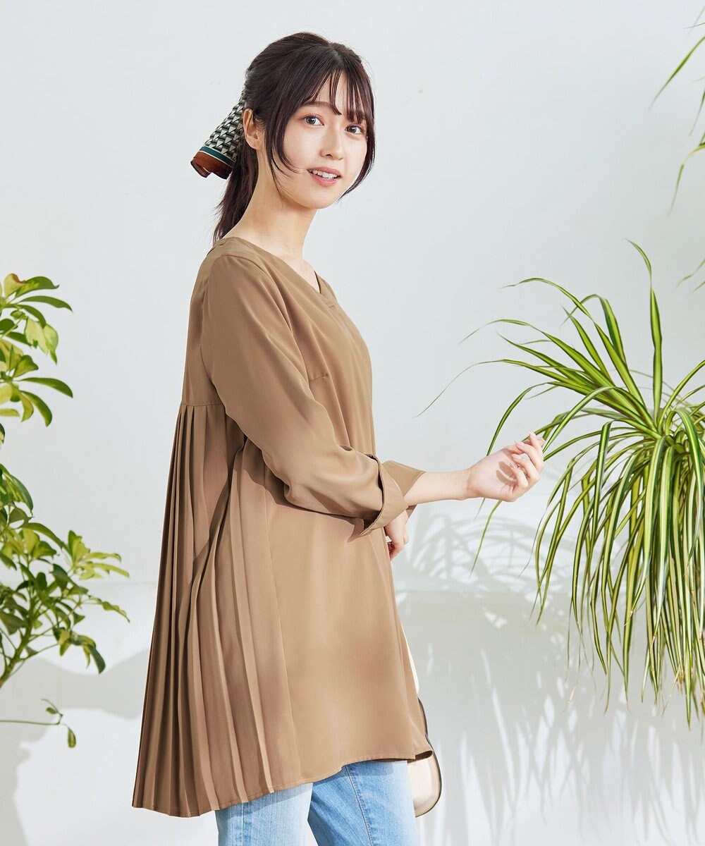Tiaclasse 【洗える・スマート裏起毛】バックプリーツチュニックブラウス 