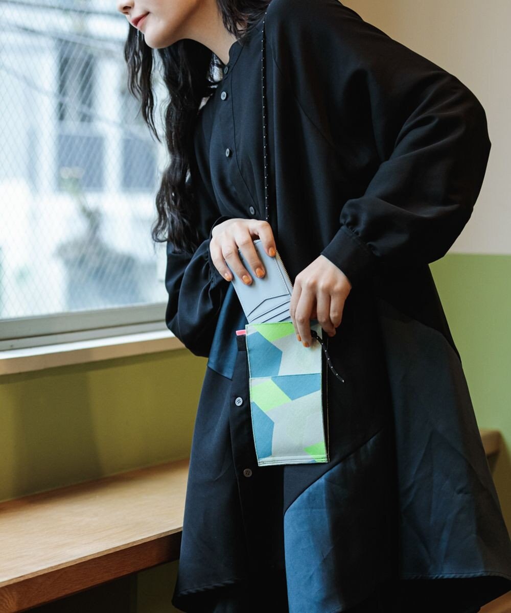 POLS FLATスマホショルダー 