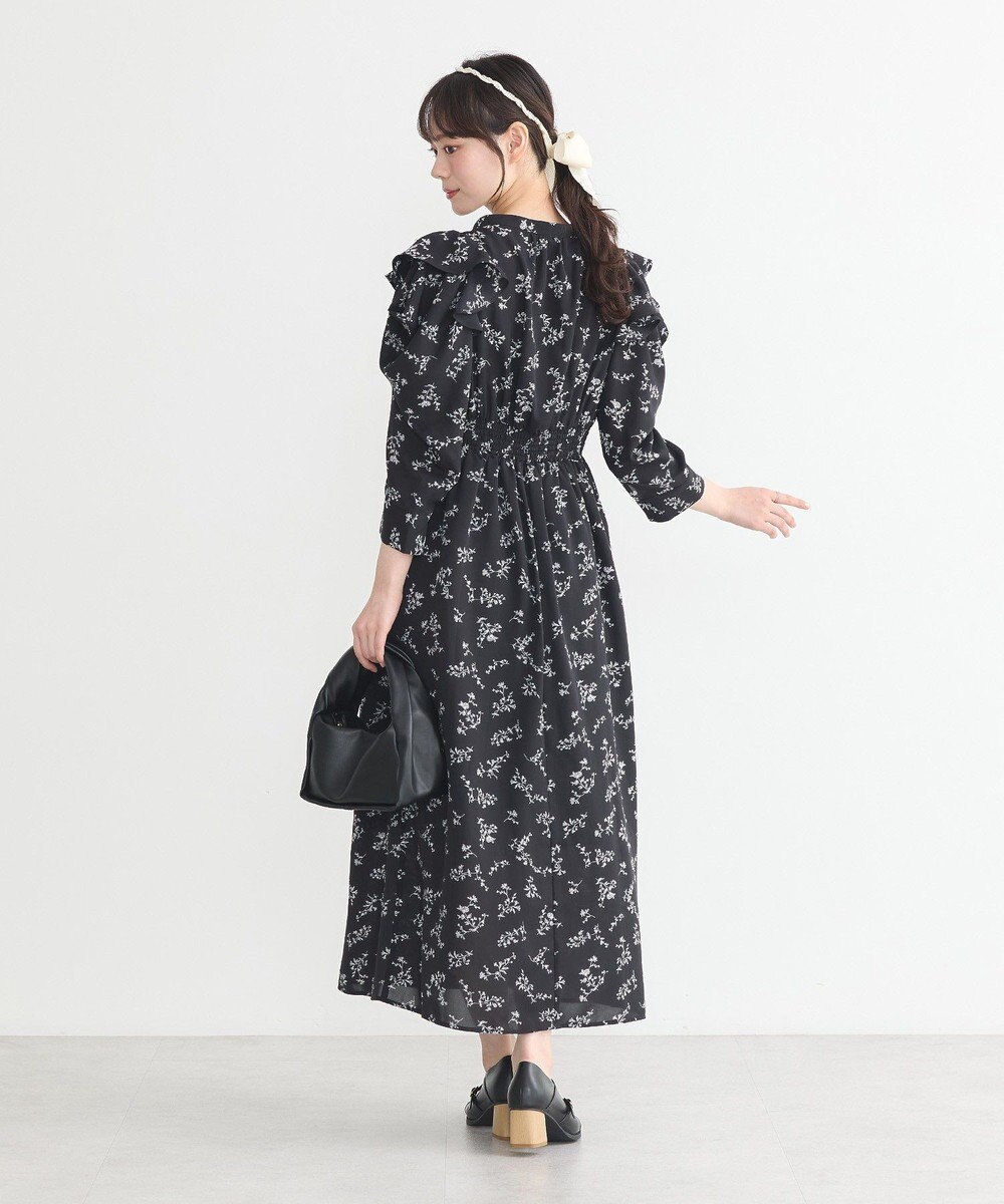 earth music&ecology ラッフルショルダーフラワーワンピース 