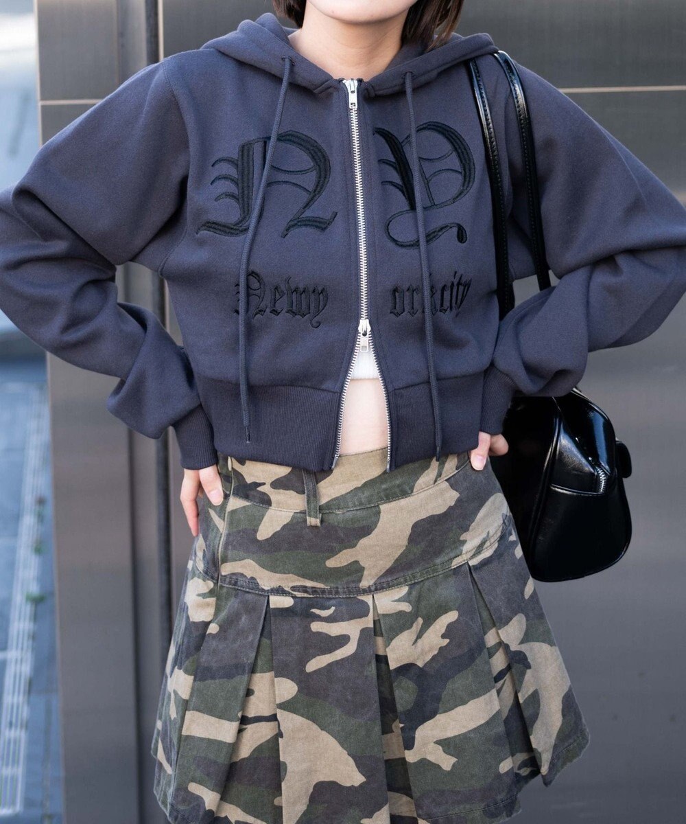 WEGO グラフィック裏起毛ショートZIPパーカー 