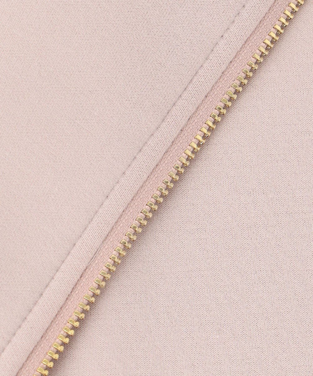 Feroux 【大好評につき新色登場！】バックフリルダンボール パーカー 