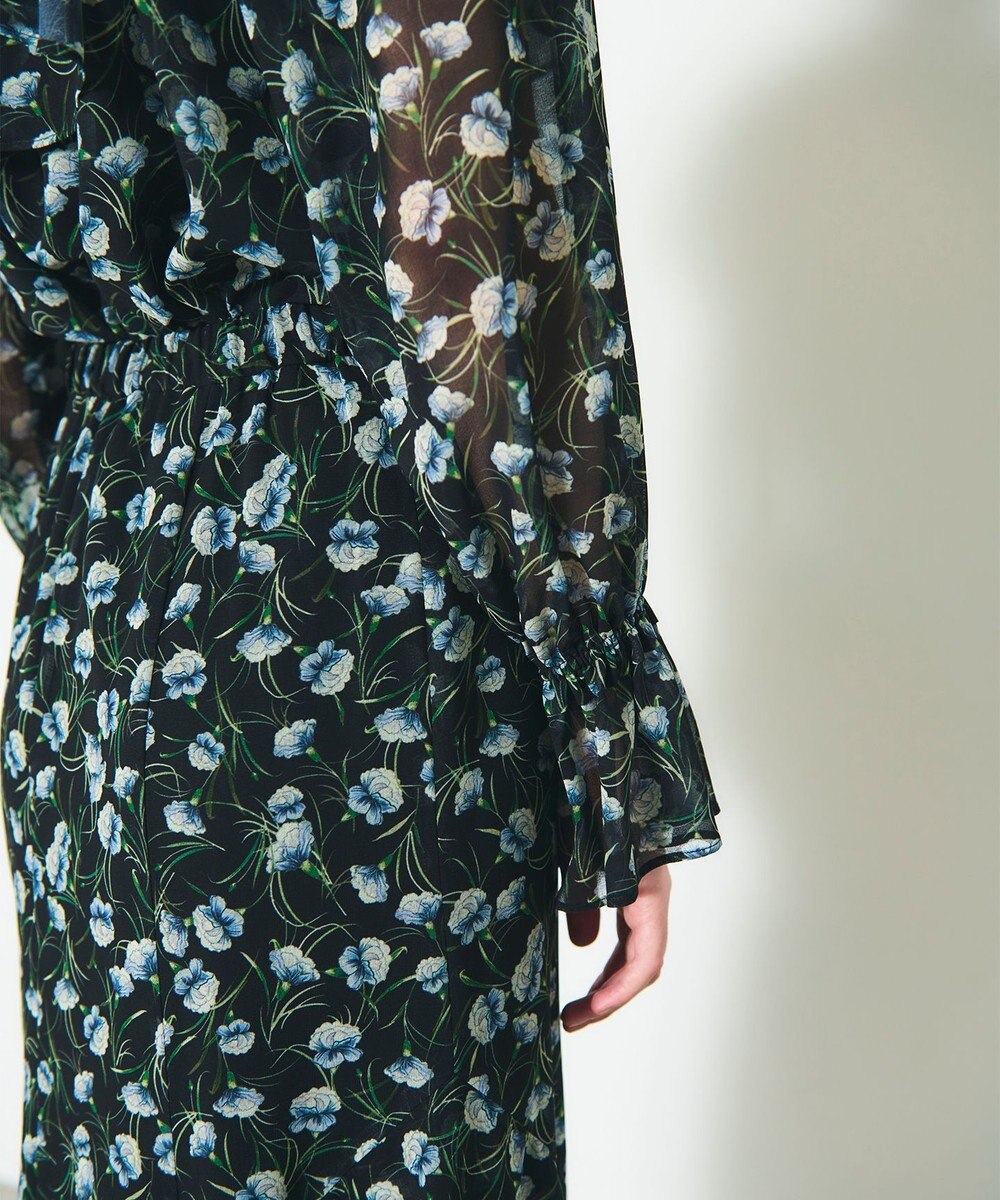 GRACE CONTINENTAL スモールフラワーケープトップ 