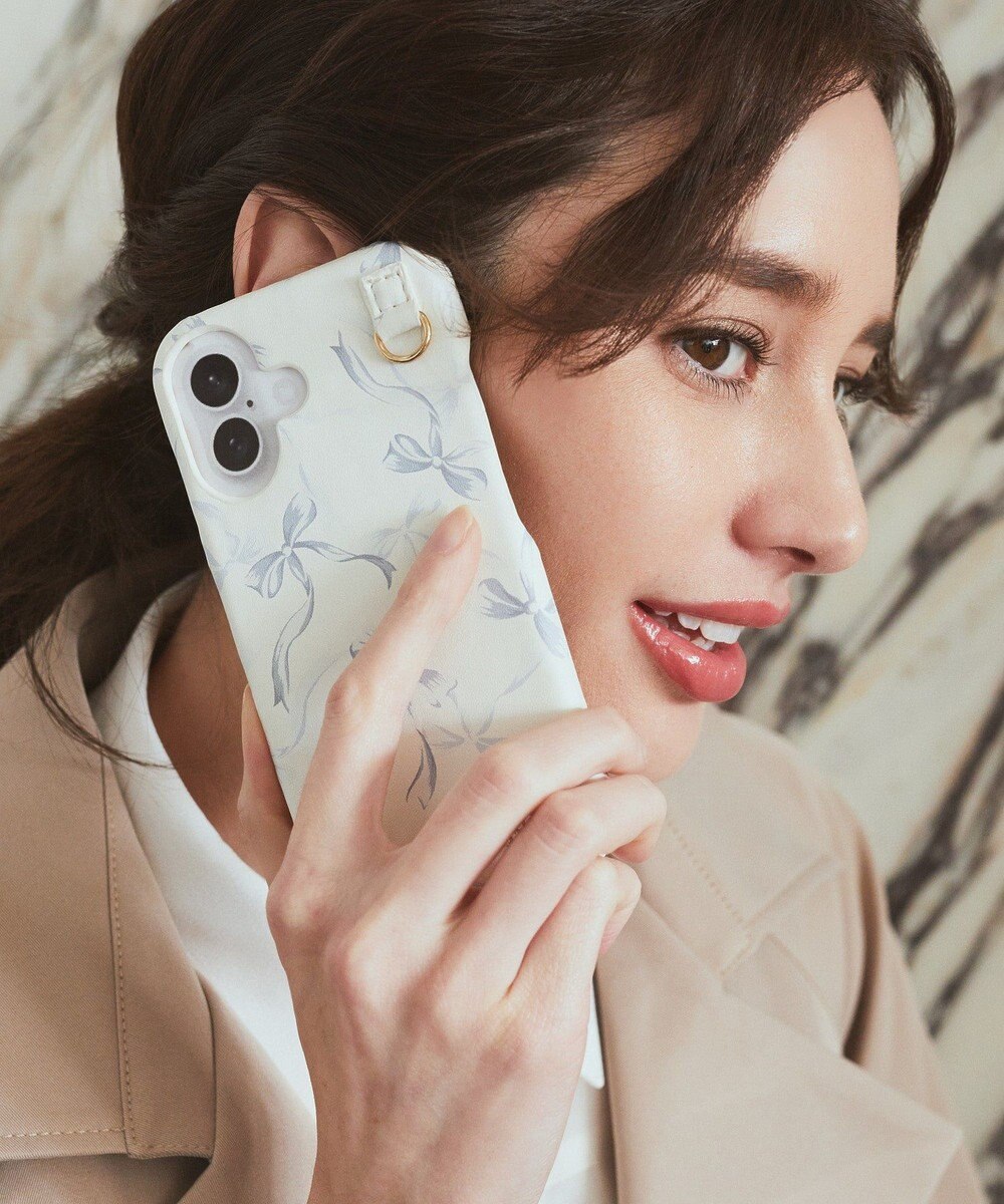 Maison de FLEUR リボンプリントアイフォン16ケース 