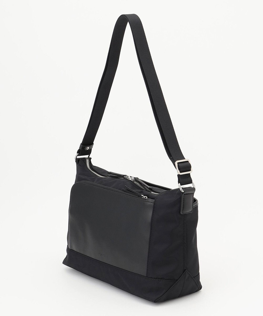 Y'SACCS ナイロン×リサイクルレザー　コンビマルチショルダー 